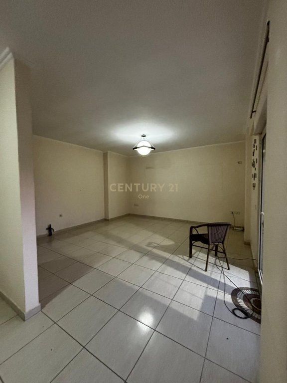 Appartamento 2+1+2 in vendita a Misto Mame 155.000 € 155.000 Lekë