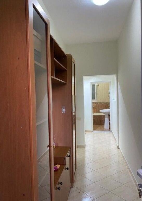 Jepet me qira apartament 1+1 – Rruga Jordan Misja, Tiranë