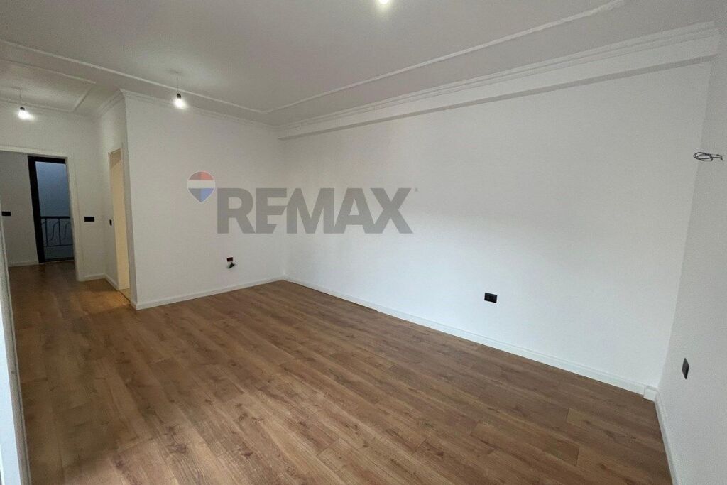 Apartment 1+1 for sale at Vasil Shanto
