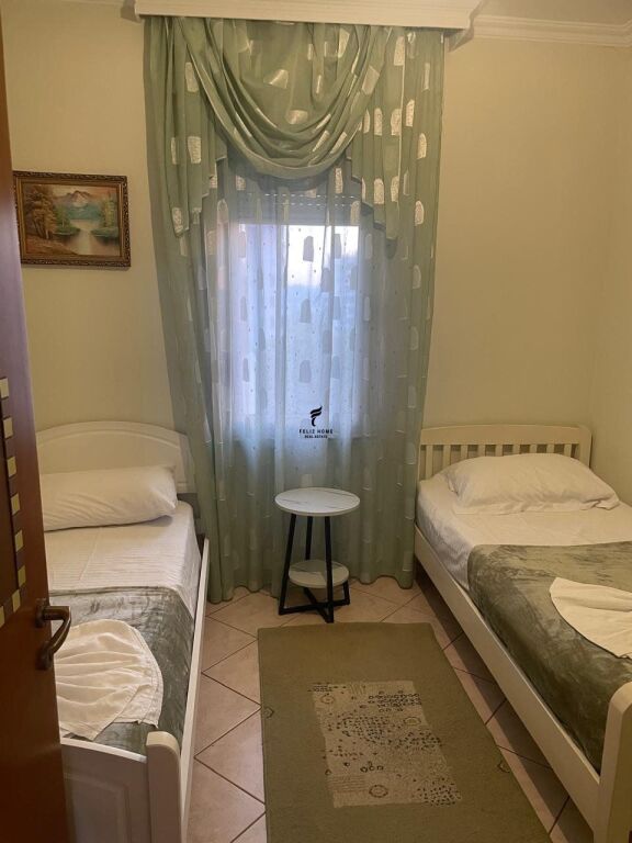 APPARTAMENTO IN AFFITTO 2+1 STAZIONE DEI TRENI 75.000 LEKE FH-86874
