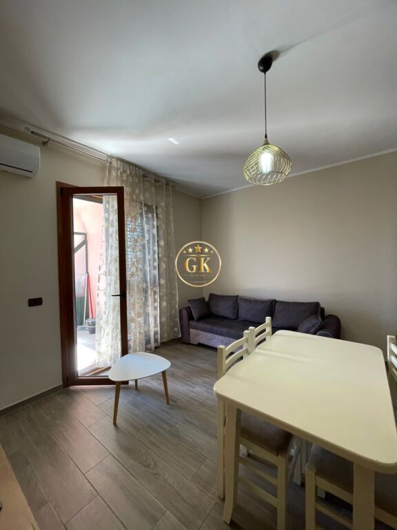 🏡 APPARTAMENTO IN AFFITTO 1+1 + BALCONE – KENETE, DURRES