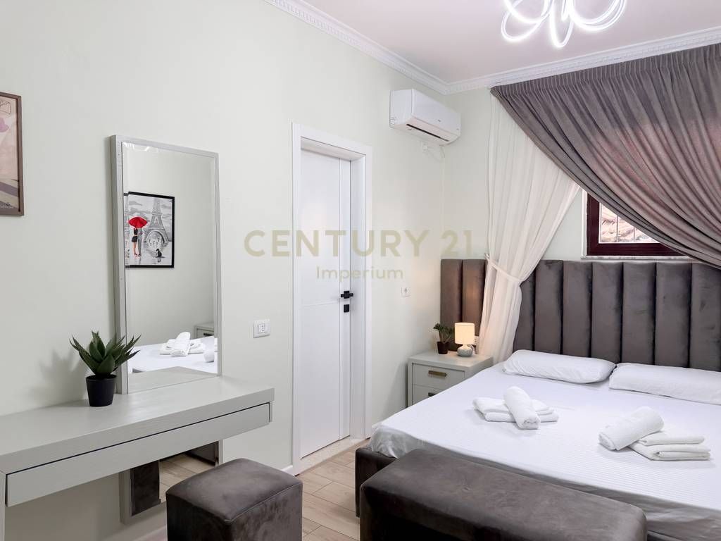 APARTAMENT 3+1+2 ME QIRA PRANË LULISHTES "1 MAJ" | I SAPO INVESTUAR!