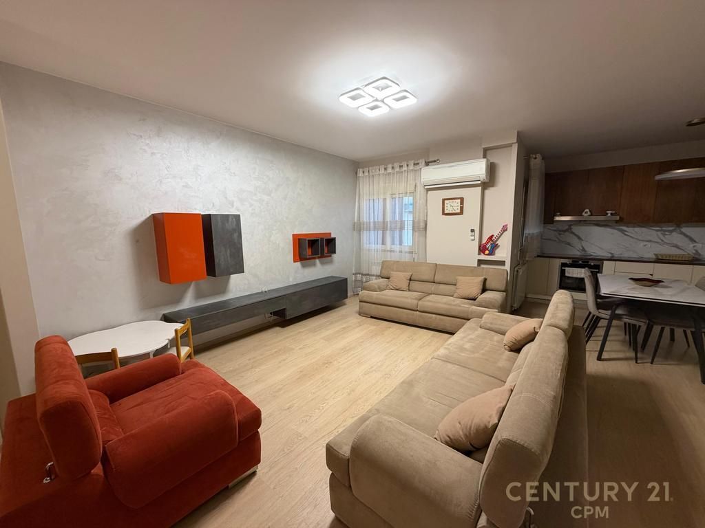 VENDIAMO APPARTAMENTO 3+1+2 COMUNE DI PARIGI! bot146241