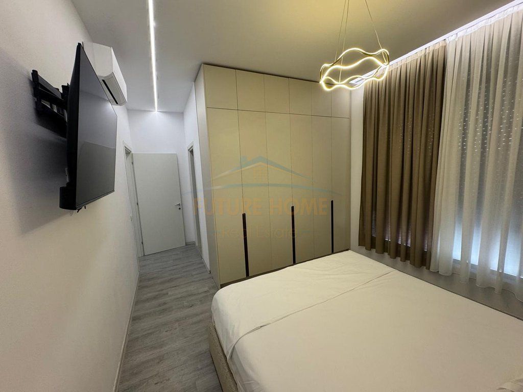 Qera, Apartament 2+1+2+2 Poste Parkimi, Ish Dogana, Tirane . PRM57551