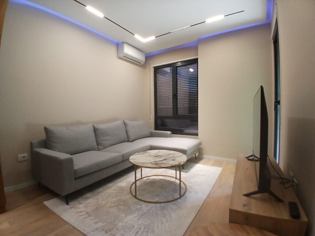 Appartamento 1+1+1 Balcone In Affitto