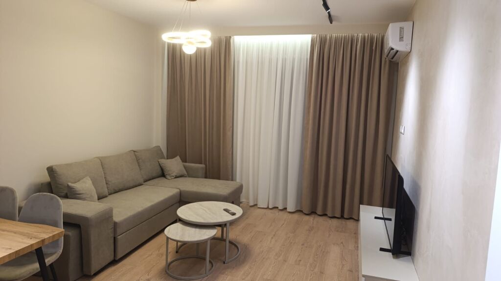 Appartamento in affitto 1+1 in Via Kavaja (ID B210405) Tirana
