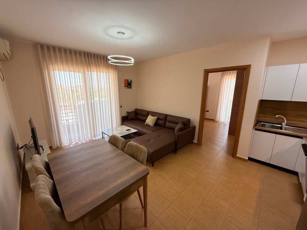 Apartament 1+1 per qira, Rruga Dritan Hoxha, Laprake