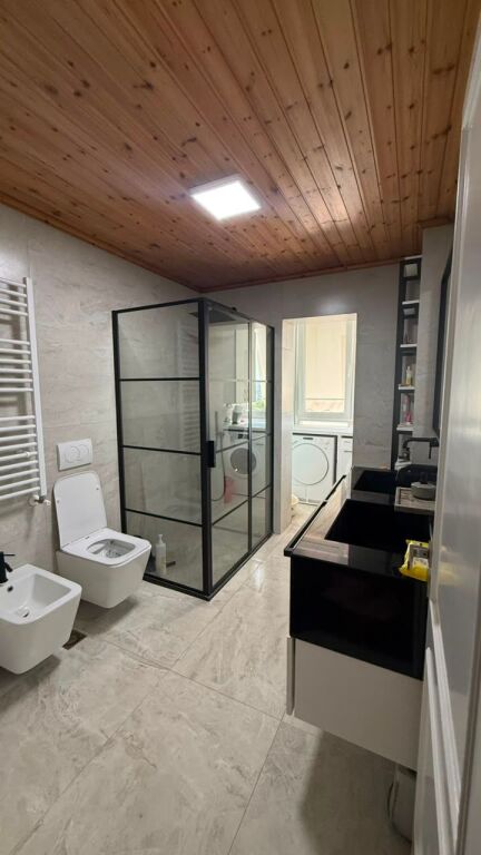 Apartment 3+1+2 for rent, at Elbasan Street