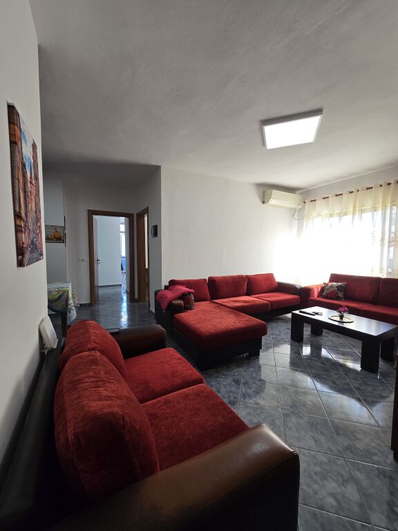 Apartament per qera 2.+1 ne Fresk