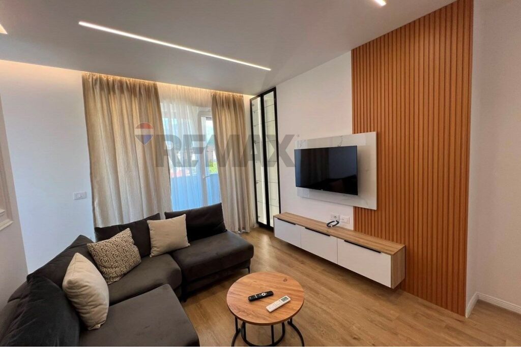 QERA, APARTAMENT 2+1, SHKOLLA E BASHKUAR