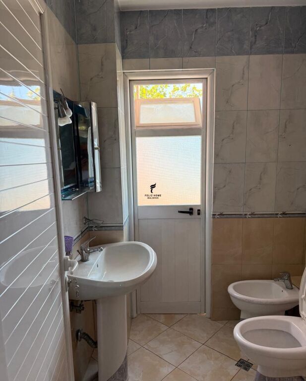 APARTAMENT ME QERA 2+1 BRRYL 50.000 LEKE FH-86717