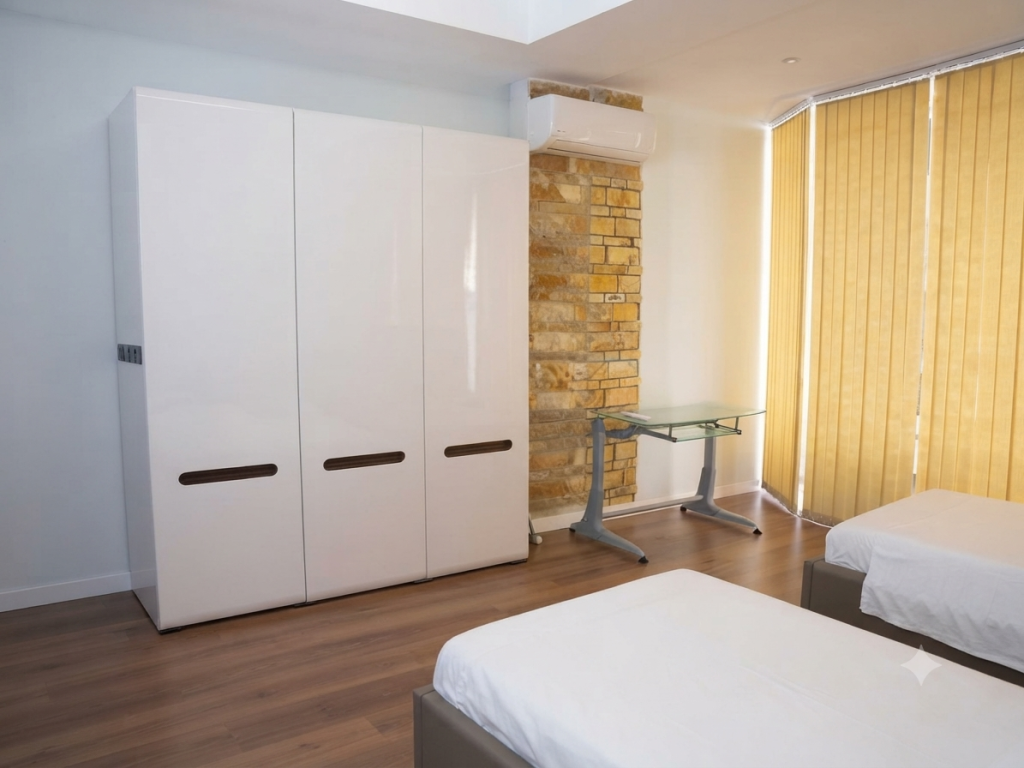 Qira, Apartament 2+1+Post parkimi, Medrese, Tirane.