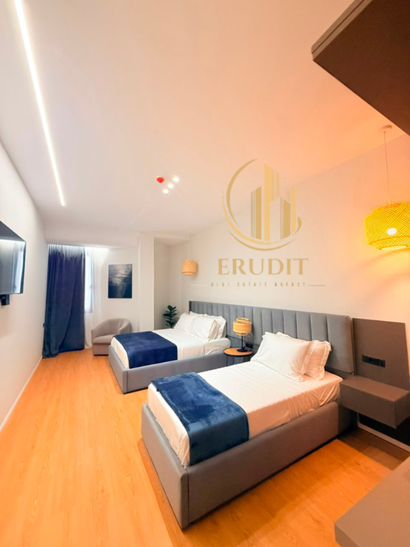 Modern Hotel for Sale in Skelë, Vlorë  570 m²