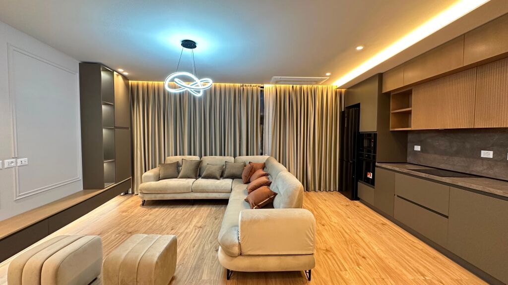 Apartament modern 2+1+ parkim , Lake view