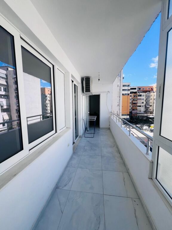 Jepet me qira 2+1+1 ASTIR 50.000 leke