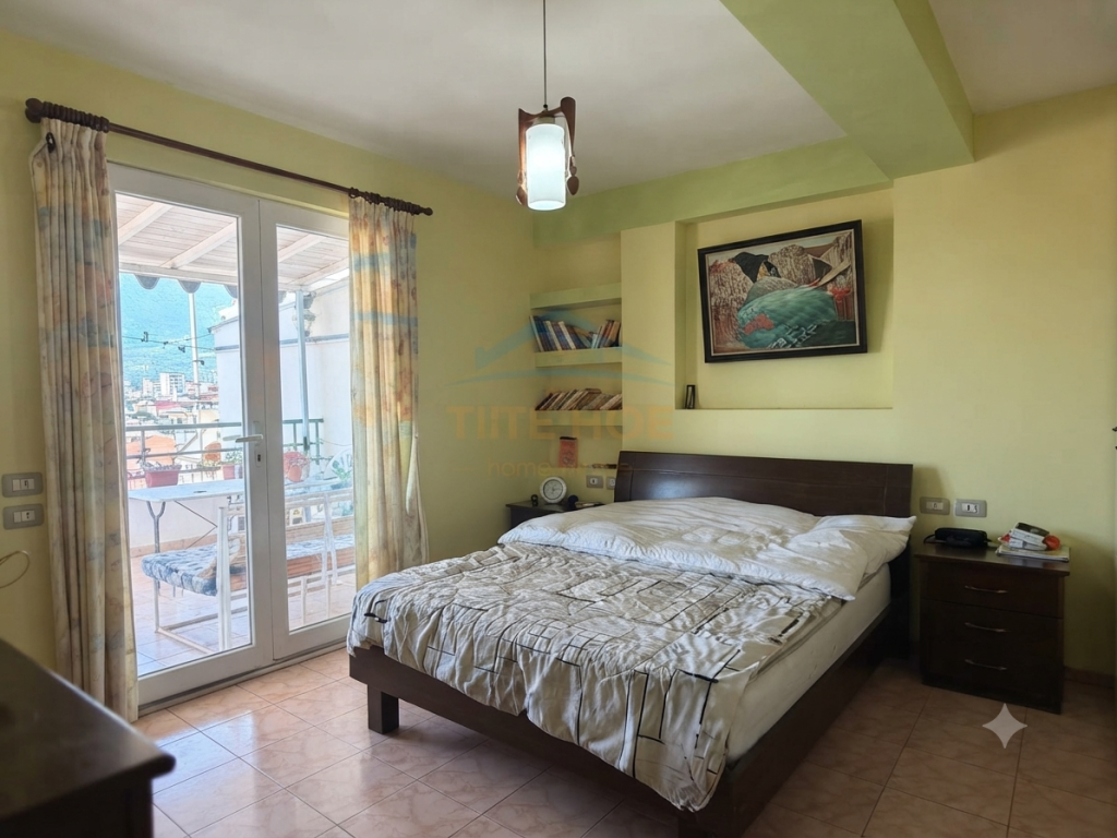 Shitet, Duplex 4+1+2, Rezidenca Kodra e Diellit 1, Tiranë.