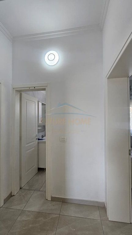 Qera, Apartament 2+1 + Post Parkimi, Ish Keneta,Durres