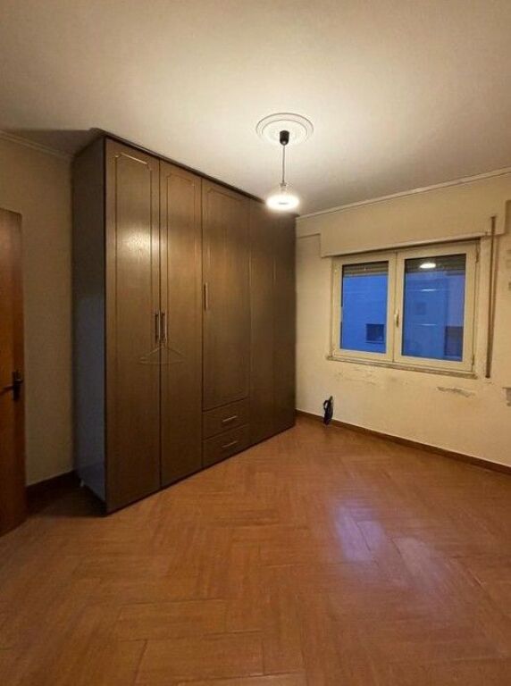 Shitet apartament 2+1+2 në Misto Mame 155,000 €