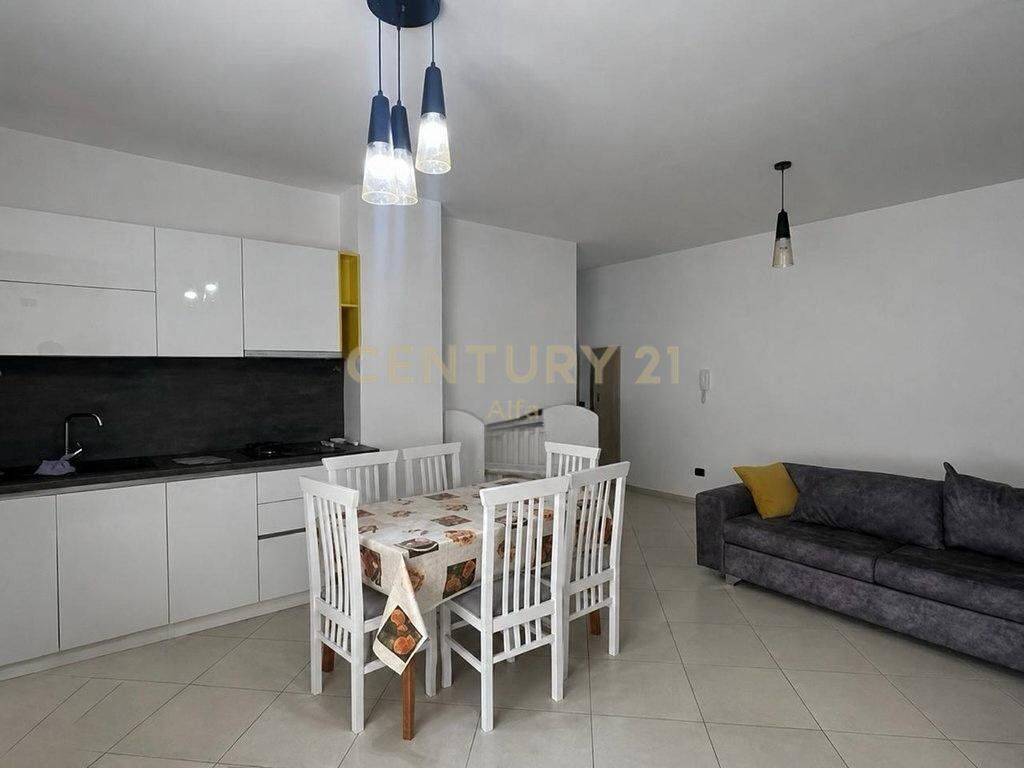 Apartment 2+1 for sale at the entrance of Fresku!