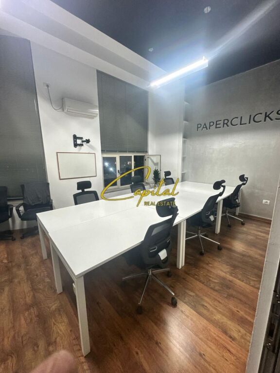 BUSINESS PREMISES FOR RENT 140 M2 FORMER BLOCK 250,000 LEKE