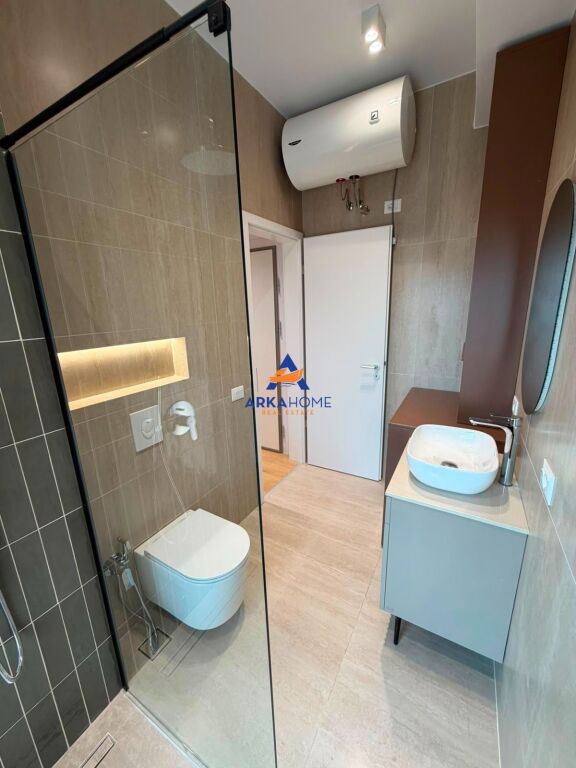 APPARTAMENTO 1+1+BALCONE IN AFFITTO "ALI DEMI, COMPLESSO KADIU" 50.000 LEKE