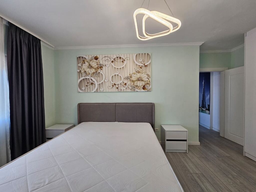 Apartment 2+1 for sale near 21st!
