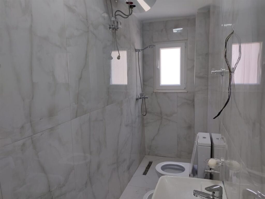 Qera | Apartament 2 + 1 | Rruga e Dibrës | 480 €/muaj