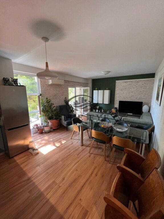 Ofrohet për Shitje Apartament 2+1+2 në Vilën e Zogut!