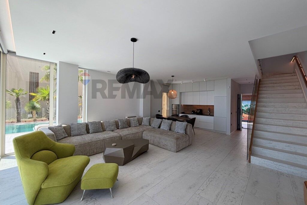 Villa 2+1 in vendita a Palasa, Vlora