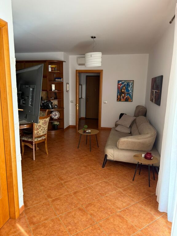 Appartamento 2+1 in affitto a Zog te Zi