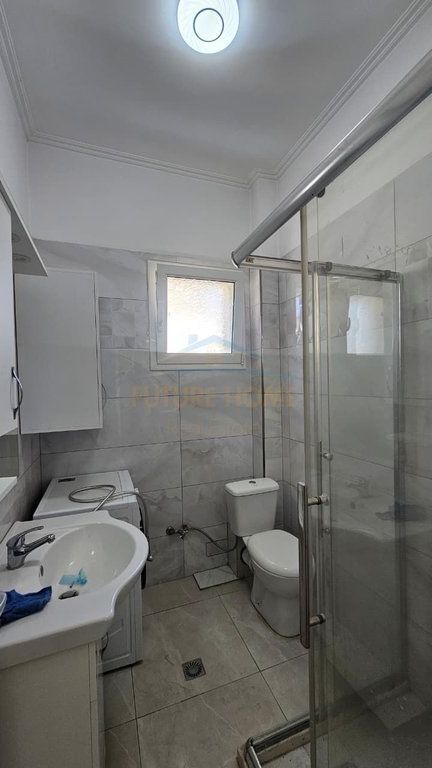 Qera, Apartament 2+1 + Post Parkimi, Ish Keneta,Durres