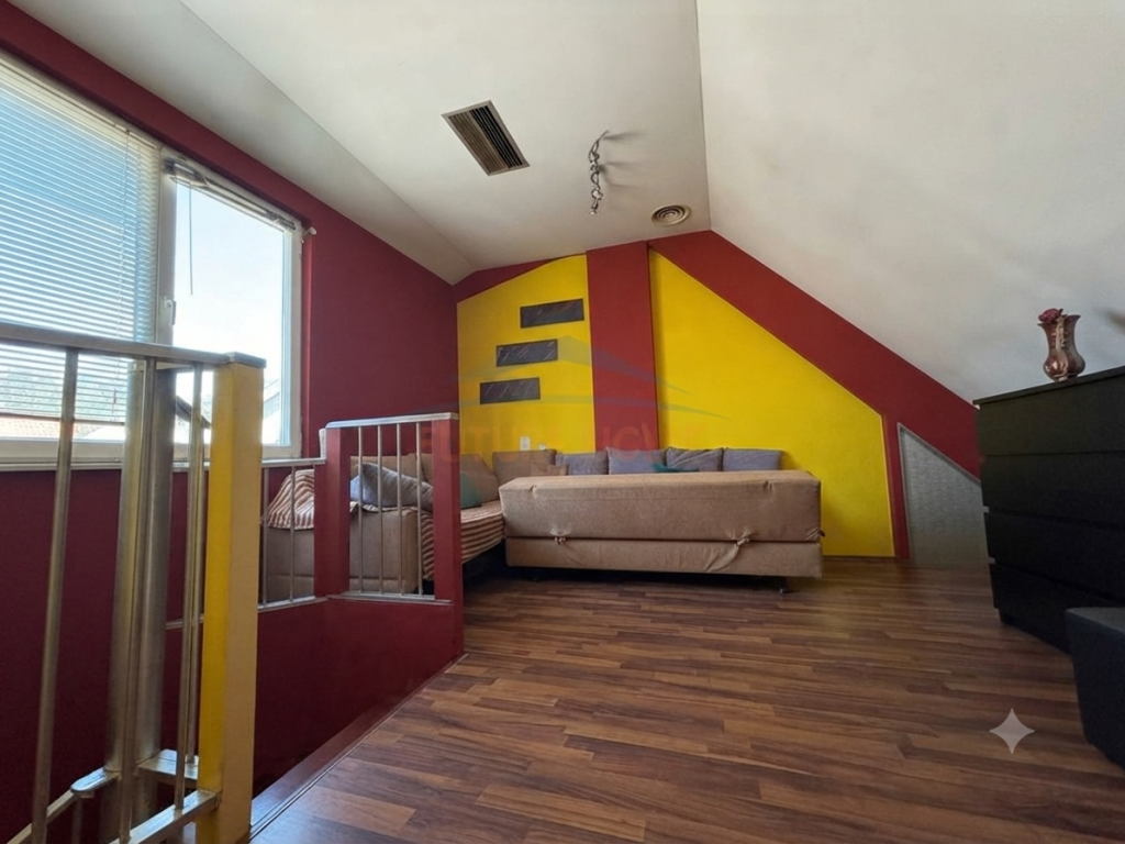 Shitet, Duplex 4+1+2, Rezidenca Kodra e Diellit 1, Tiranë.