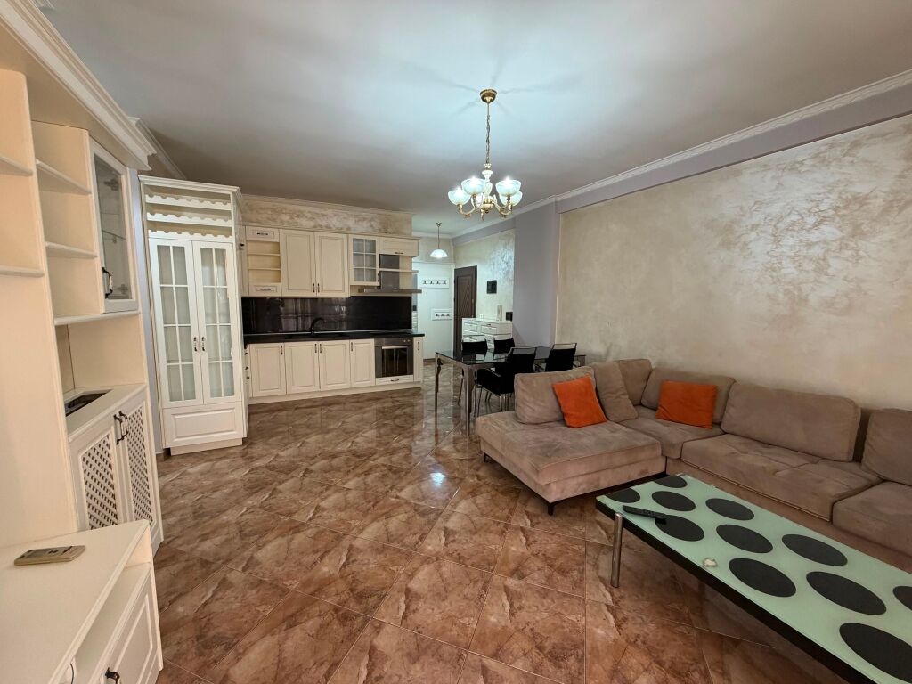 Apartament 2+1+2 ne Astir