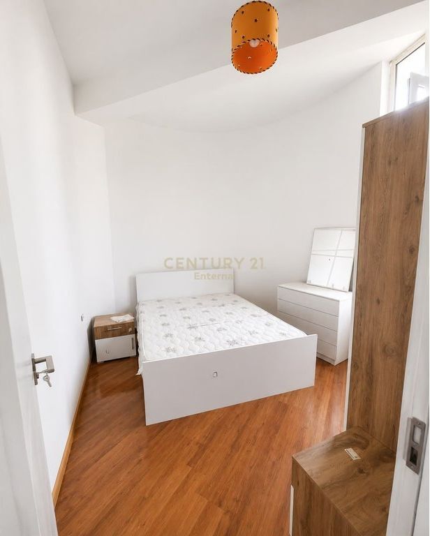 Apartament 1+1 me Qira te Kopshti Zoologjik 450 € /Muaj