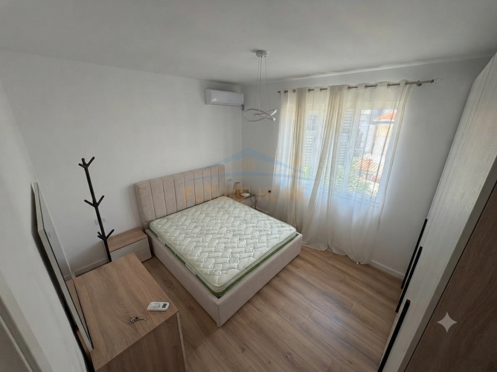 Rent , Apartment 1+1 , Center , Tirana