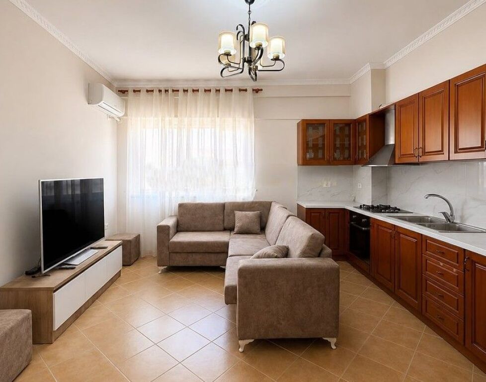 Shitet Apartament 2+1+2 në Fresk!