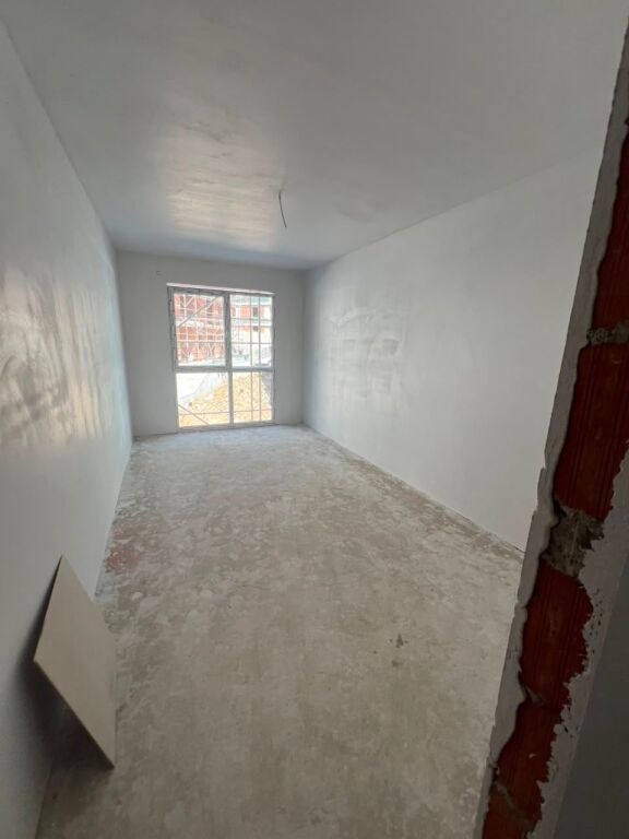 Apartament 2+1+2 Ne Shitje Te Liqeni I Thate  ID 5279
