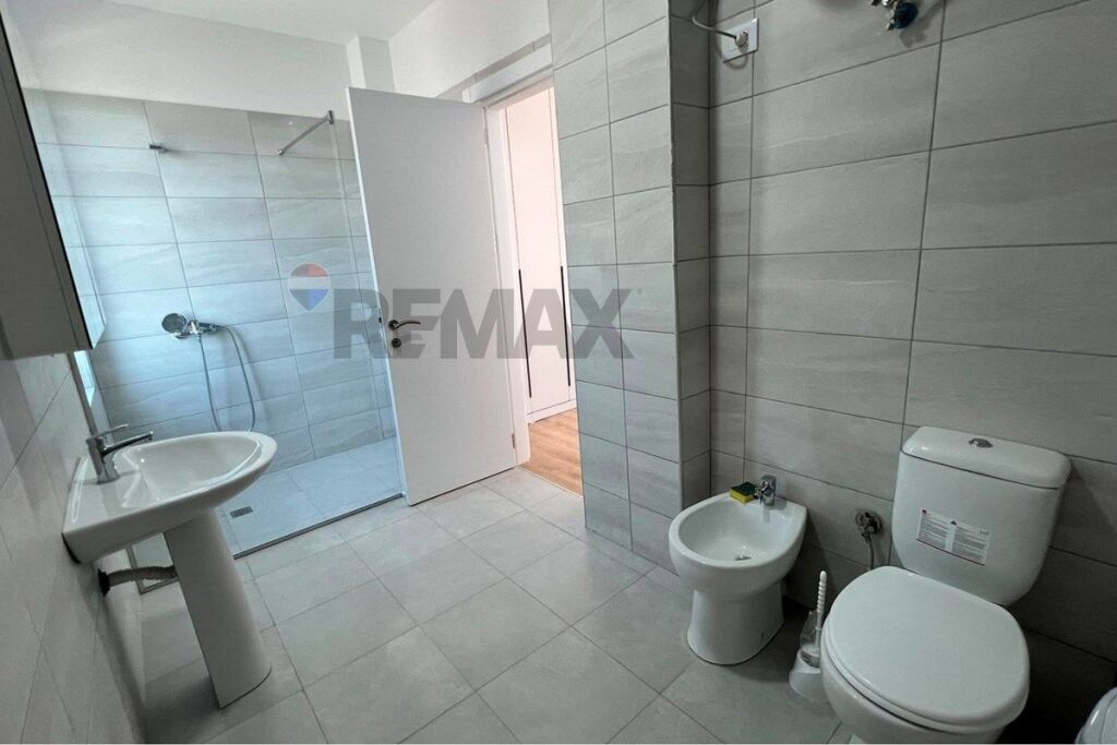 QERA, APARTAMENT 2+1, SHKOLLA E BASHKUAR