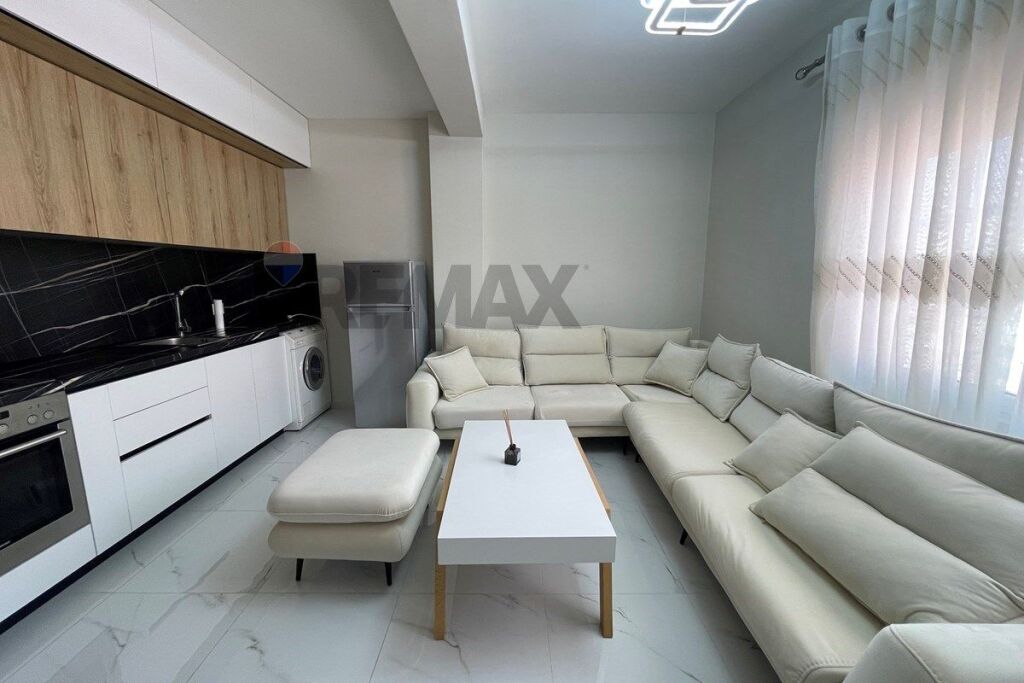 Apartament 1+1 me qira te Prokuroria e Tiranes Rruga Mine Peza, Tiranë
