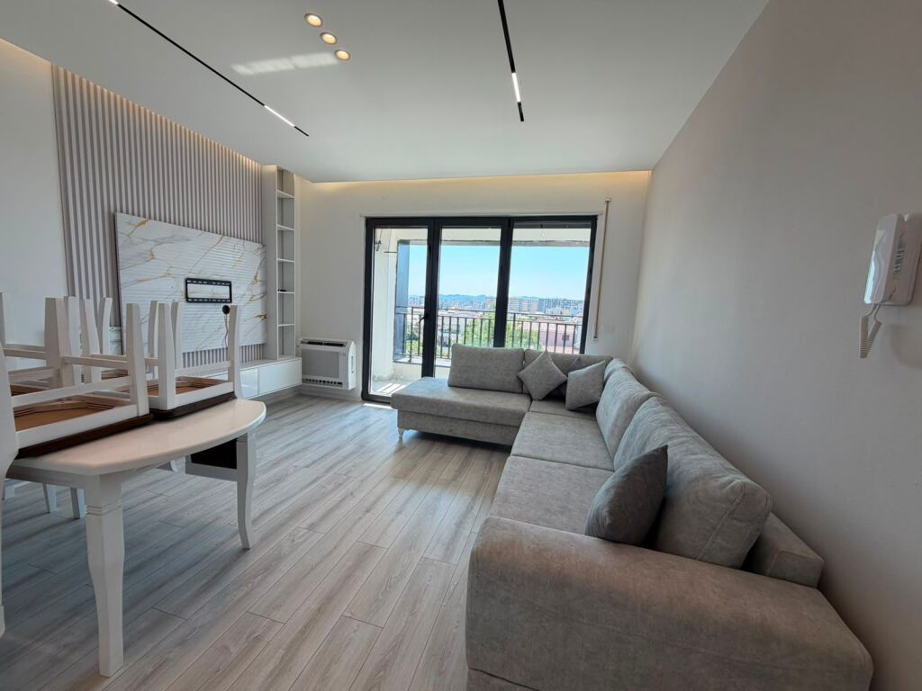 📣 QERA SUPER Apartament 1+1 me post parkimi 📍 Rruga “Jordan Misja”, Prane Kompleksit Ndregjoni ✨