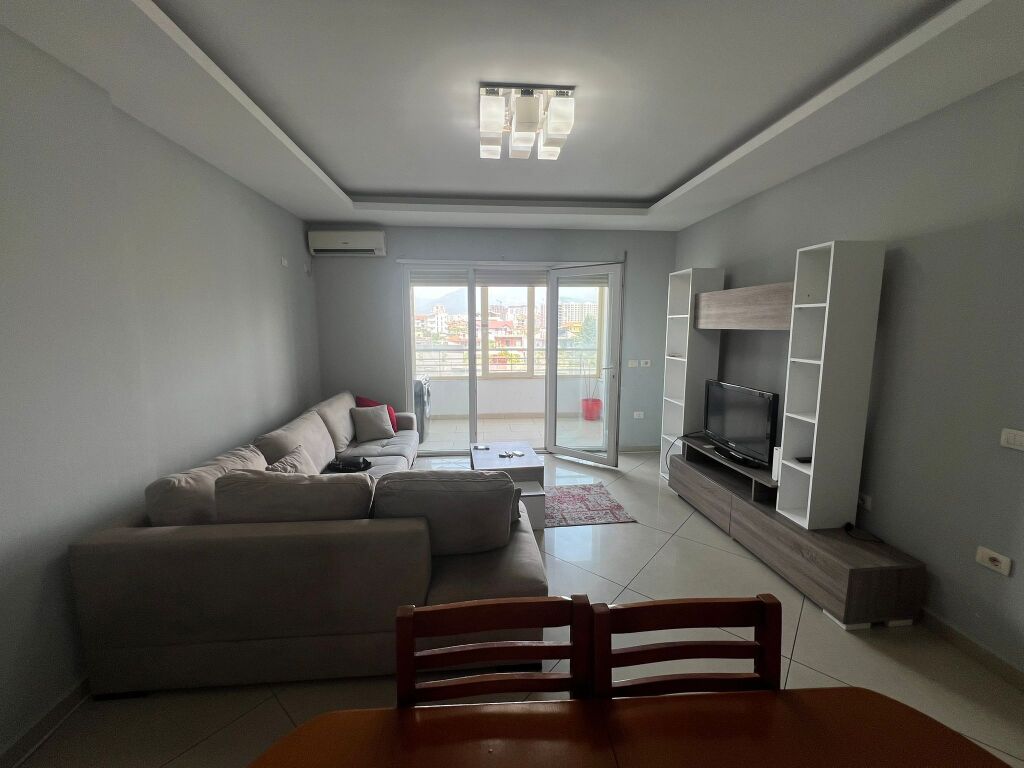 In affitto 1+1 Astir a Oslo 450 mila lek