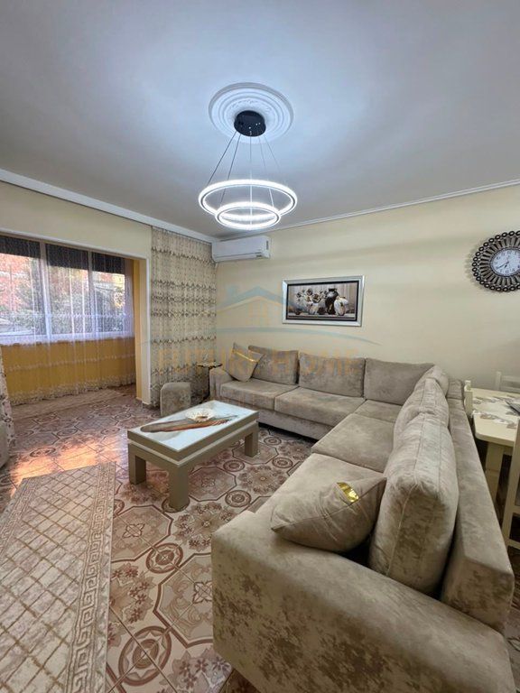 qera apartament 2+1 rruga asim vokshi