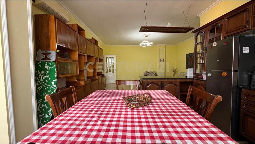 Apartment 2+1+2 for sale at Hoxha Tahsim Street