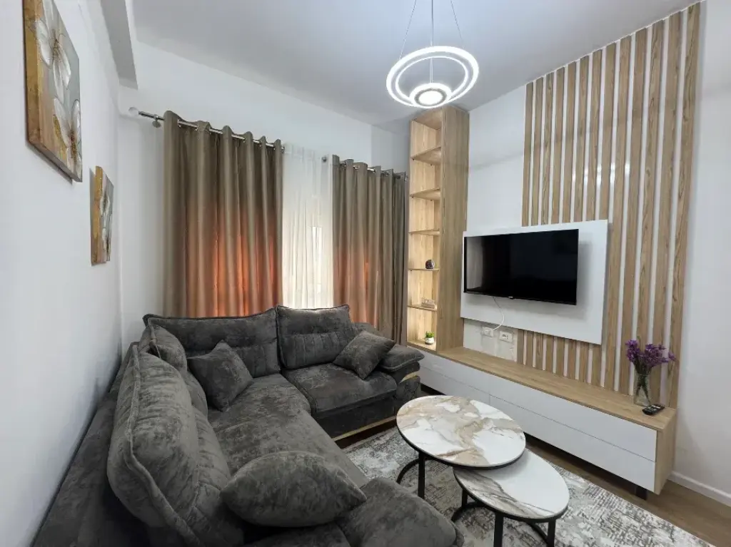 Affitto | Apartament 1 + 1 | Rezidenca Kadiu | 450 €/mese
