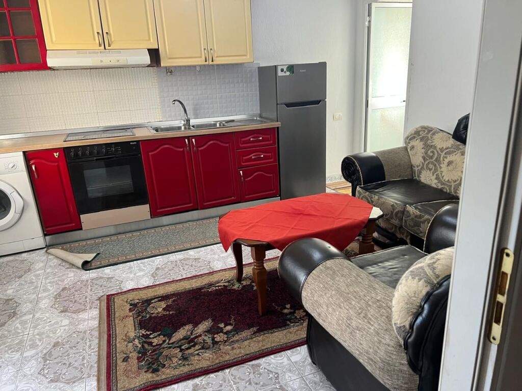 Apartment 1+1 for rent – 5 Maji Street !