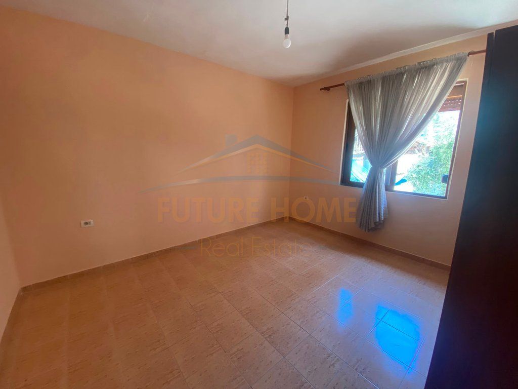 QERA, Apartament 1+1, Pazari i Ri, Tiranë. OPP72386