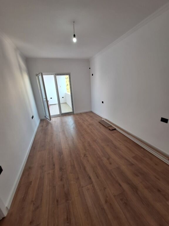 Shesim apartament 1+1 Vasil Shanto te Keshi