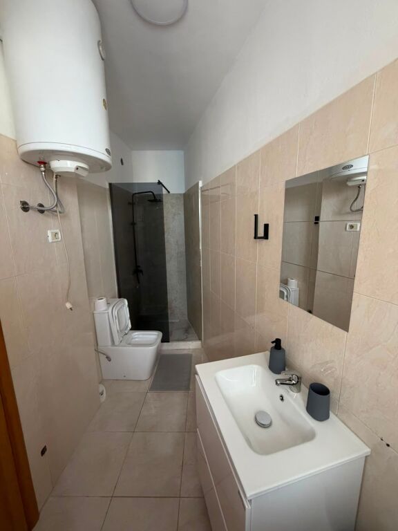 APARTAMENT PER QIRA 2+1 ASTIR