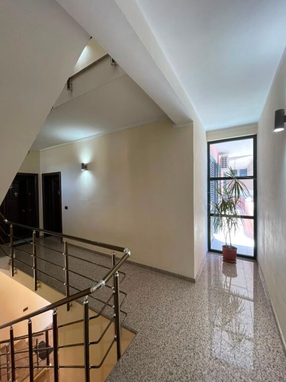🏡 APPARTAMENTO IN AFFITTO 1+1 + BALCONE – KENETE, DURRES
