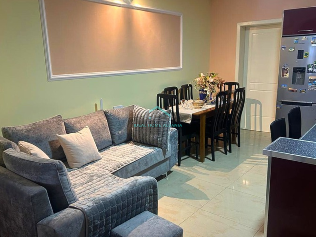 Casa Privata in Affitto – Zona del Comune, Vlorë.
